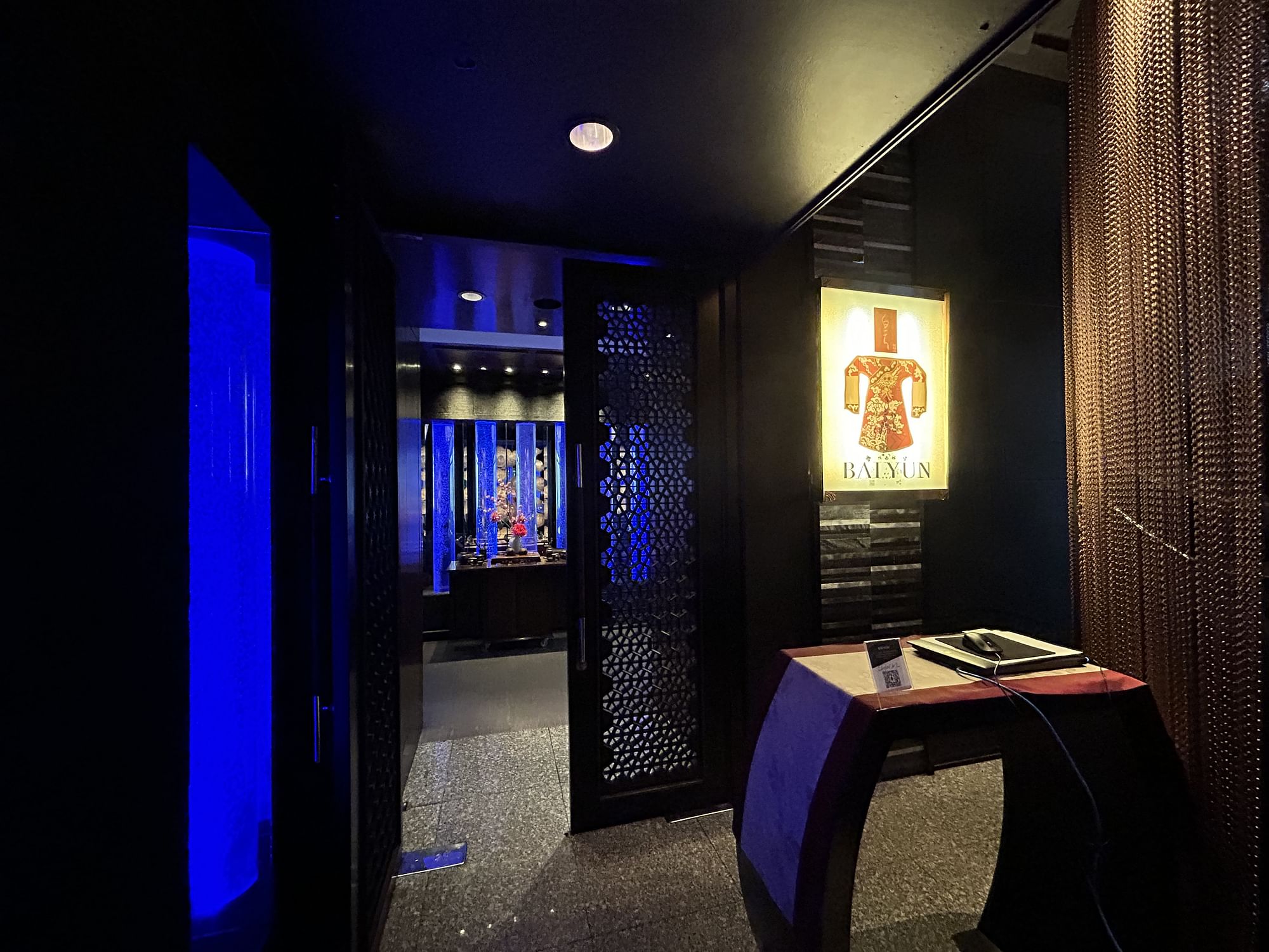 Banyan Tree Anniversary Offer: Get up to 40% off and complimentary breakfast. - Cover Image