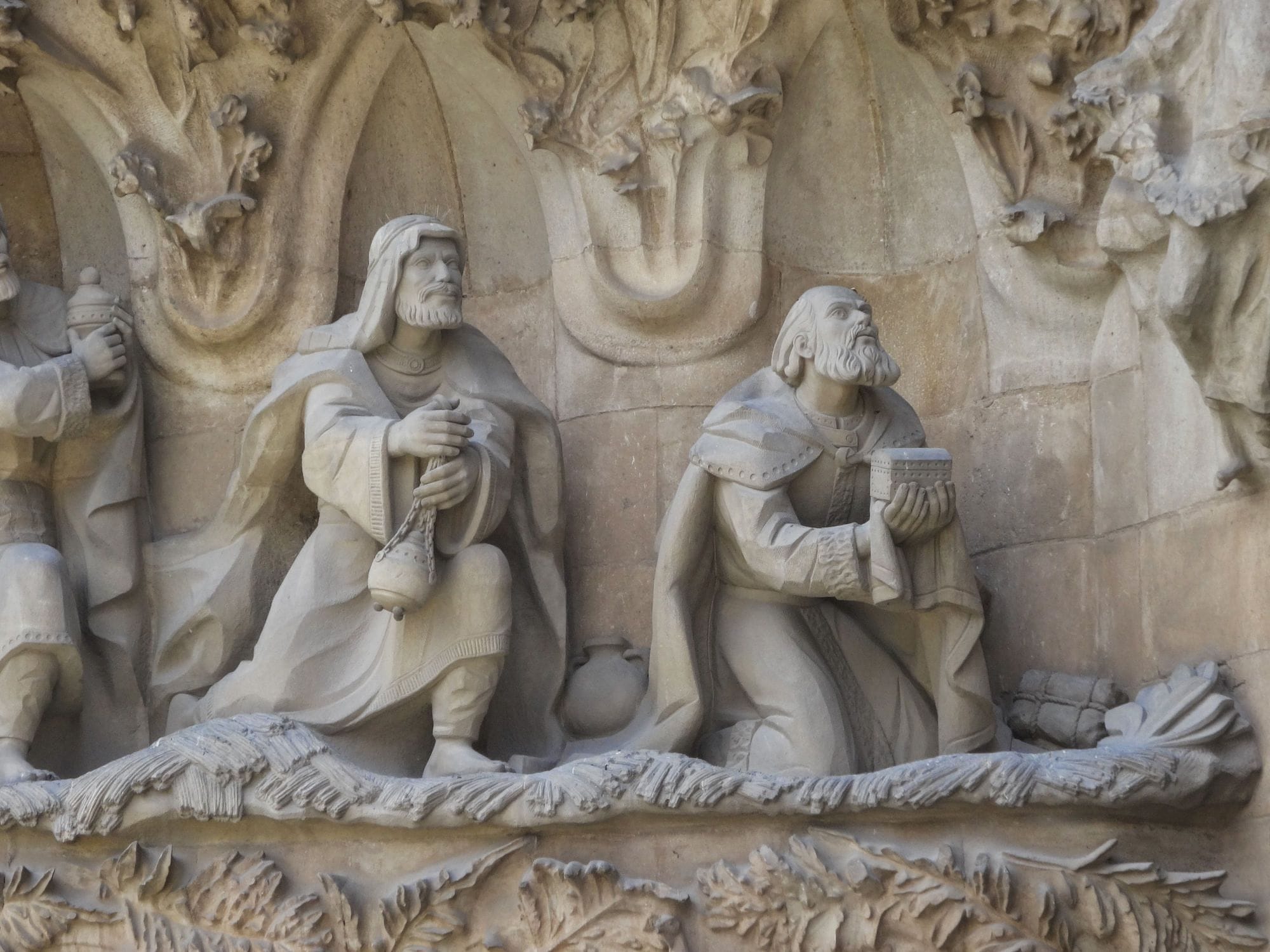 Earn 1,000 bonus points every night in Barcelona - Cover Image