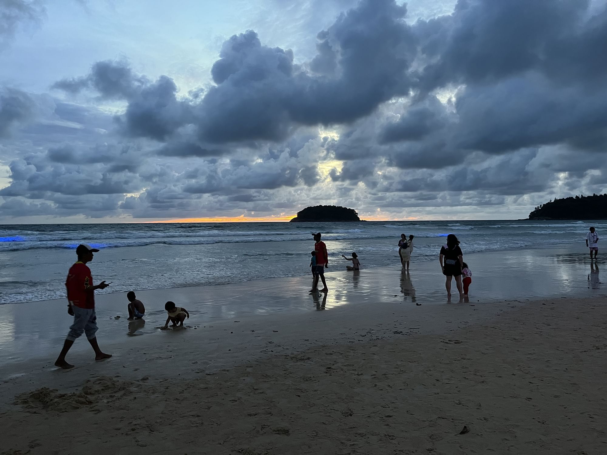 25% off plus 1500 bonus points per night at Radisson hotels - Cover Image