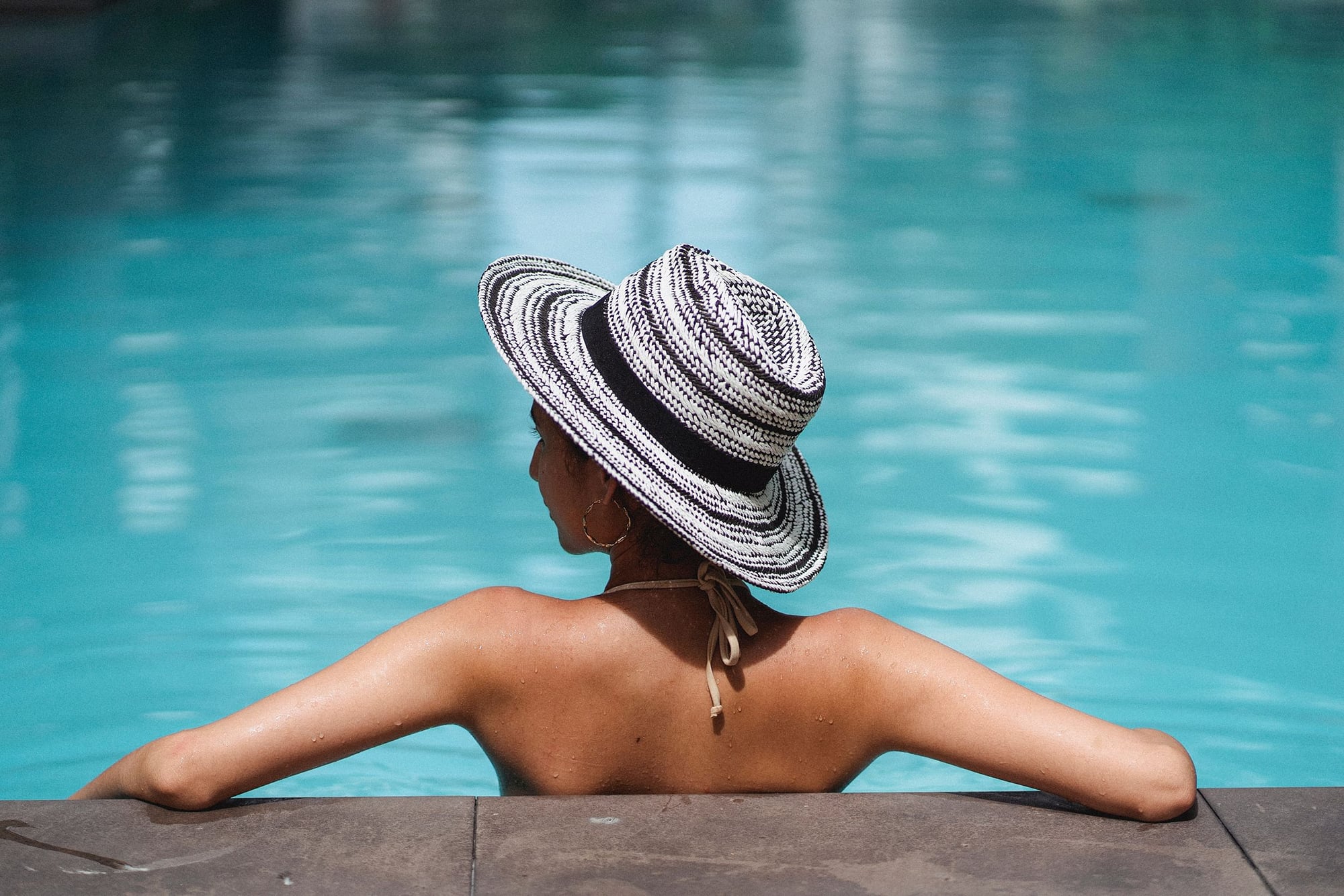 Earn bonus Marriott points for IHG stays with Amex cards in India - Cover Image