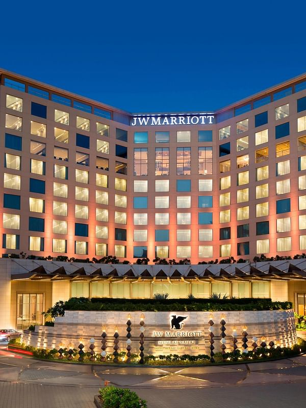 Best Marriott hotels near Mumbai airport. - Cover Image