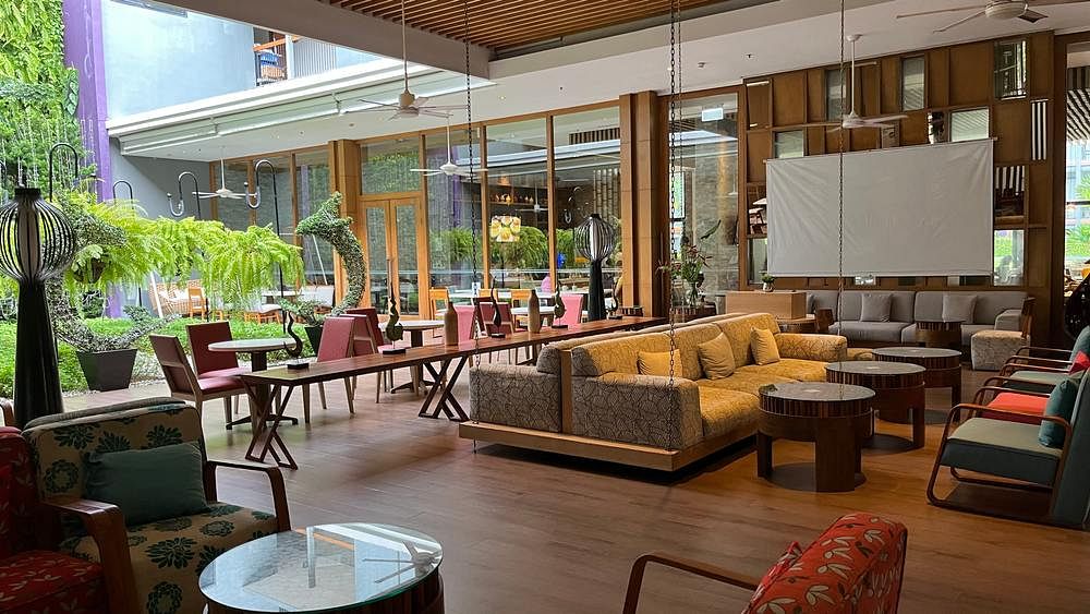 Holiday Inn Express Lobby Phuket