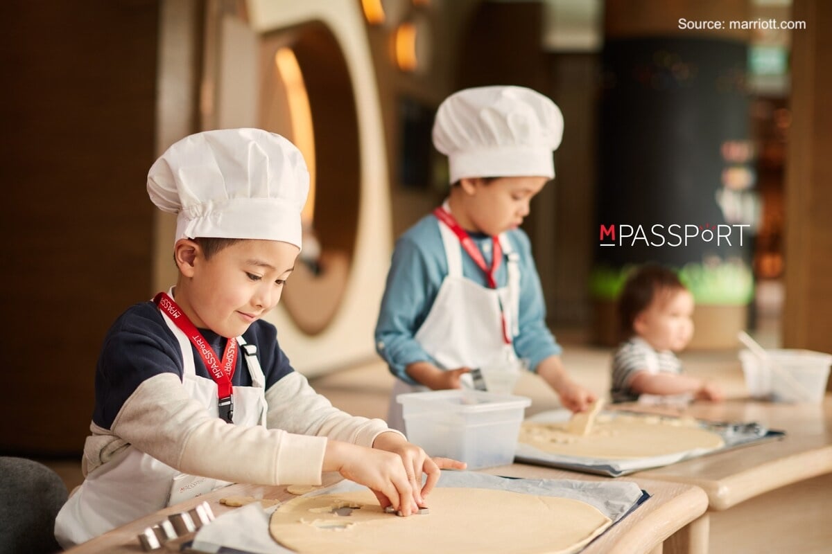 This family package by Marriott Phuket comes with gifts for kids. - Cover Image